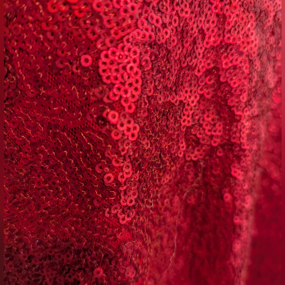 2 Guess Sequined Spaghetti Strap Tops Blouses Shirts Red Black - Picture 10 of 12